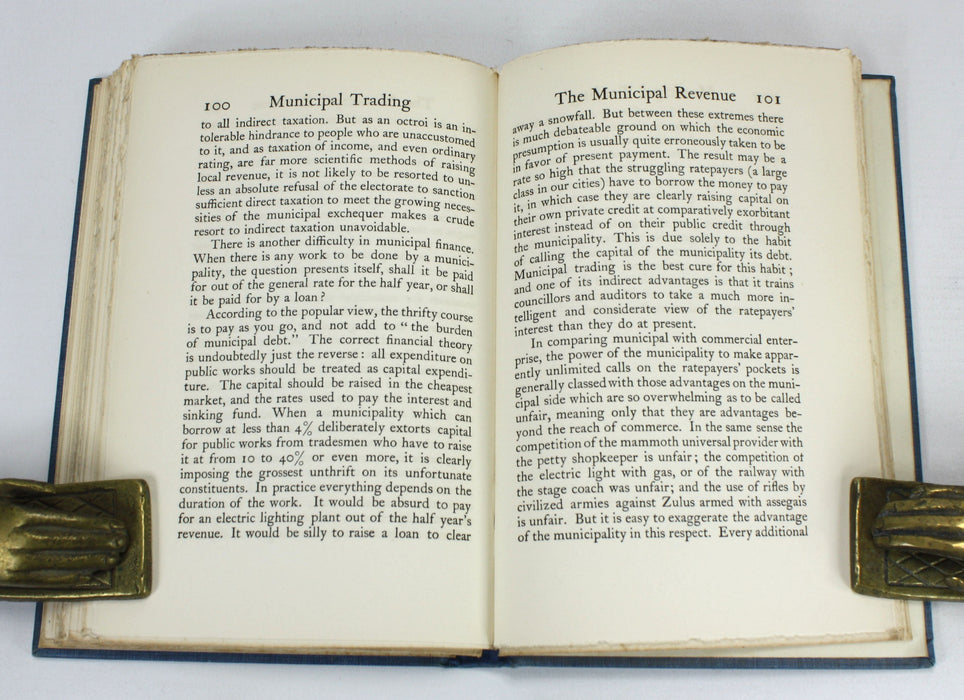 Bernard Shaw; The Common Sense of Municipal Trading, 1904, 1st