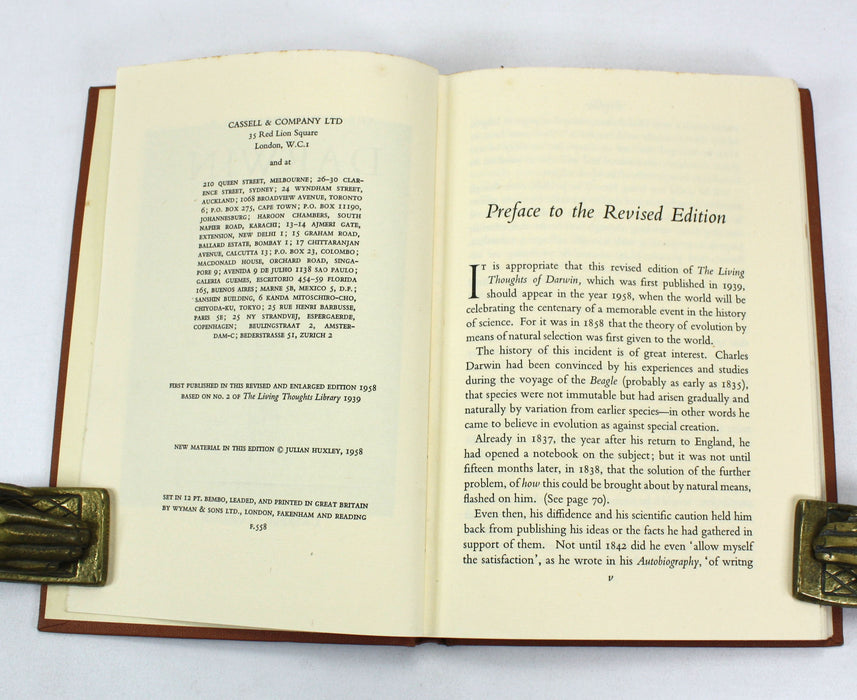 Charles Darwin; The Living Thoughts of Darwin, with Julian Huxley and James Fisher, 1958. Signed Presentation copy from Julian Huxley.