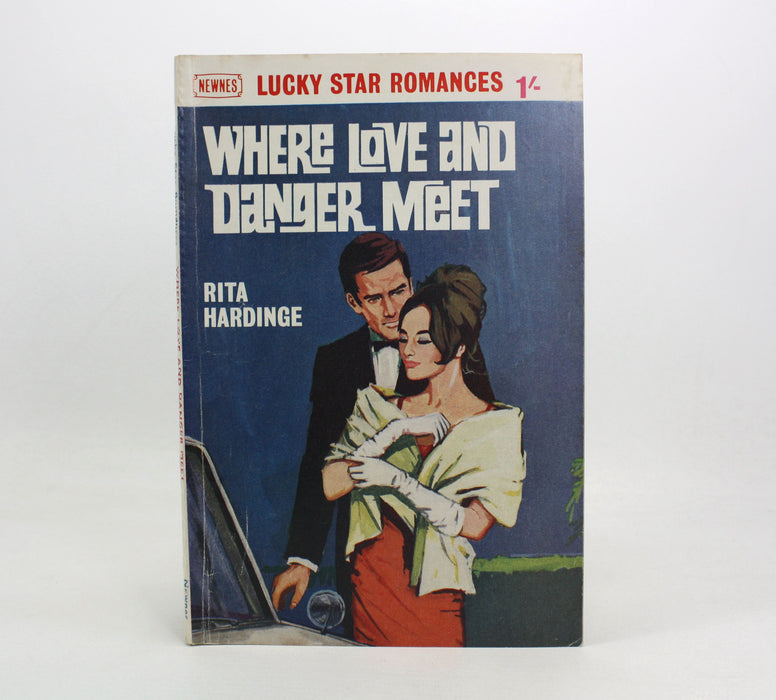 Pulp Romance - A Selection of Vintage Newnes Lucky Star Romances, 1960s