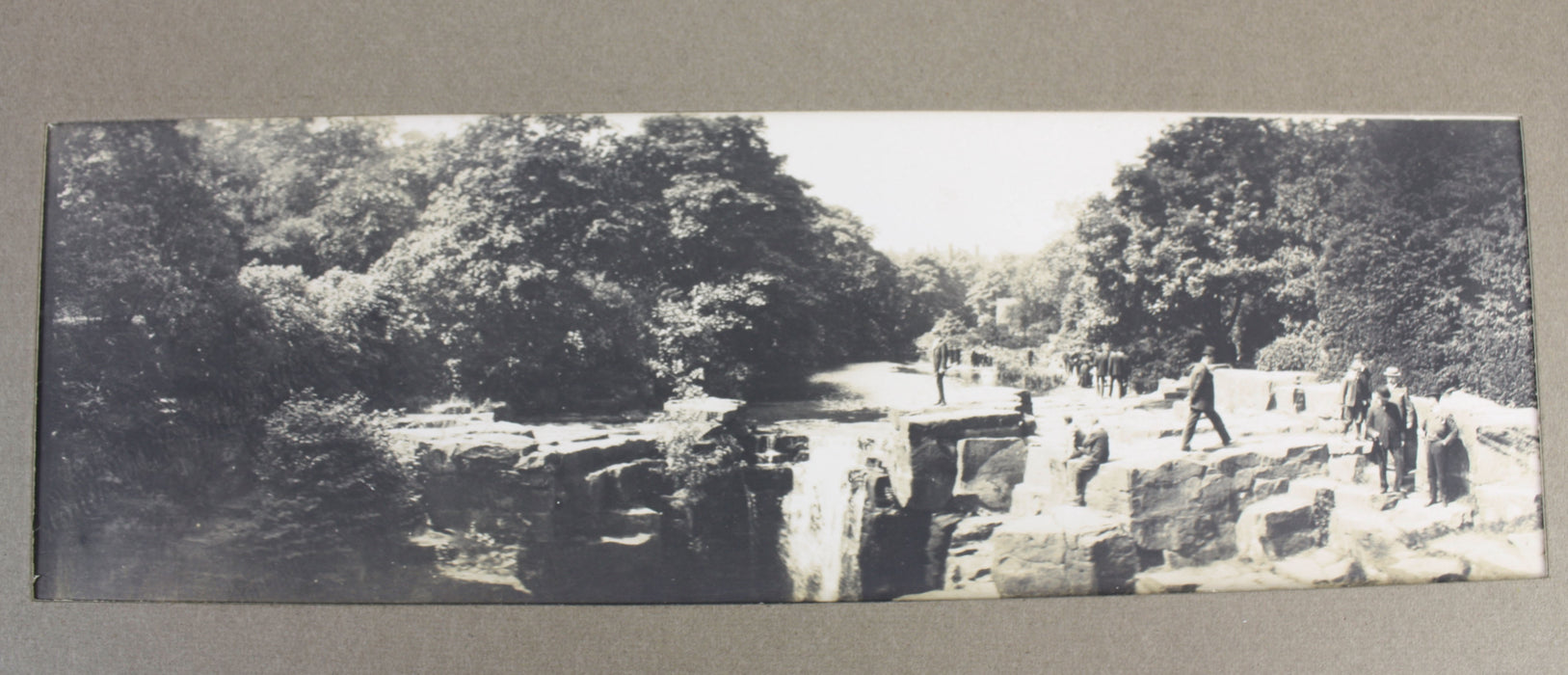 Edwardian Photo Album with 41 unusual Panoramic Photographs, Britain, London, Scotland