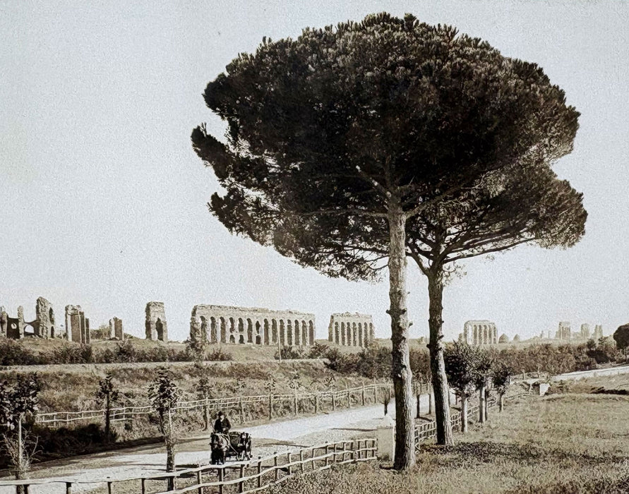 Roma - Vintage Italian Souvenir Photo Album c. 1900, with 50 images. Grand Tour album from Rome.