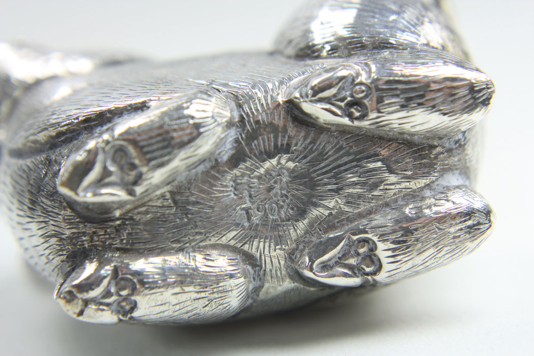 Vintage Cambodian Silver Betel Box, Pig, 5cm long