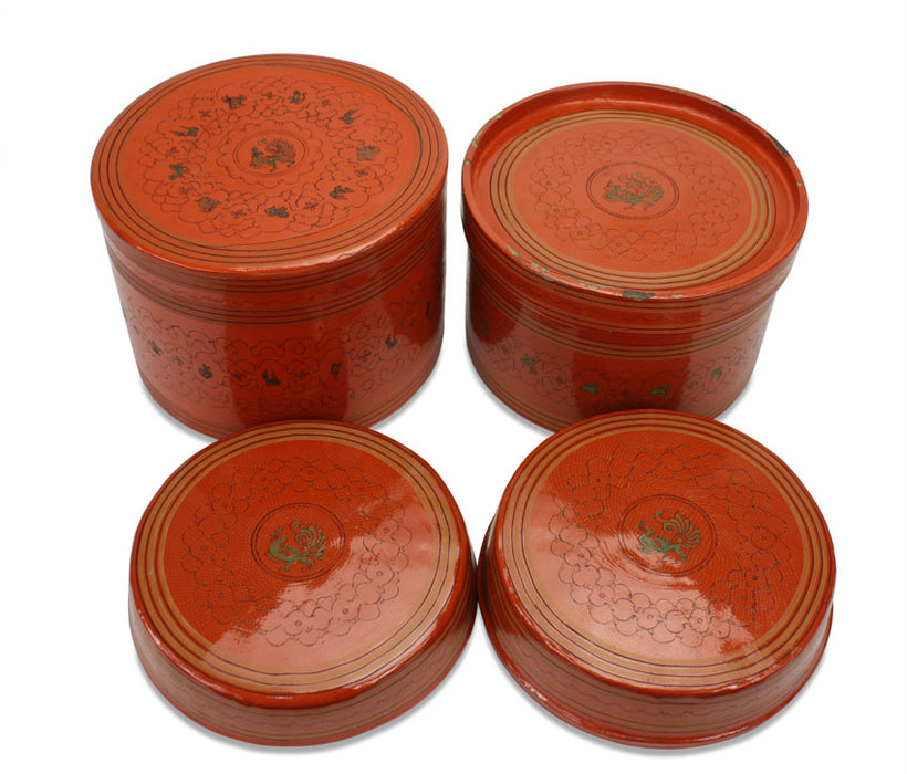 Antique Burmese betel box, Kun-it, 18cm high, 20.5cm diameter, circa 1930