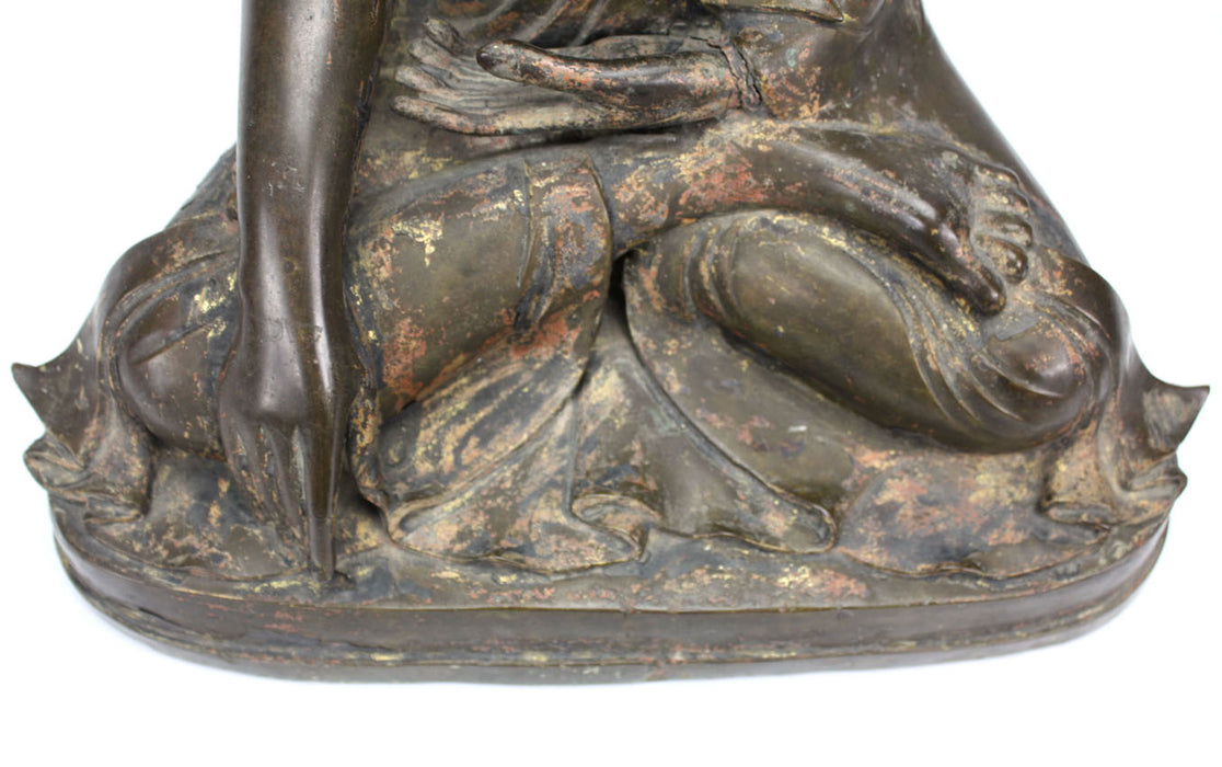 Burmese Mandalay Bronze Seated Buddha, 19th Century.