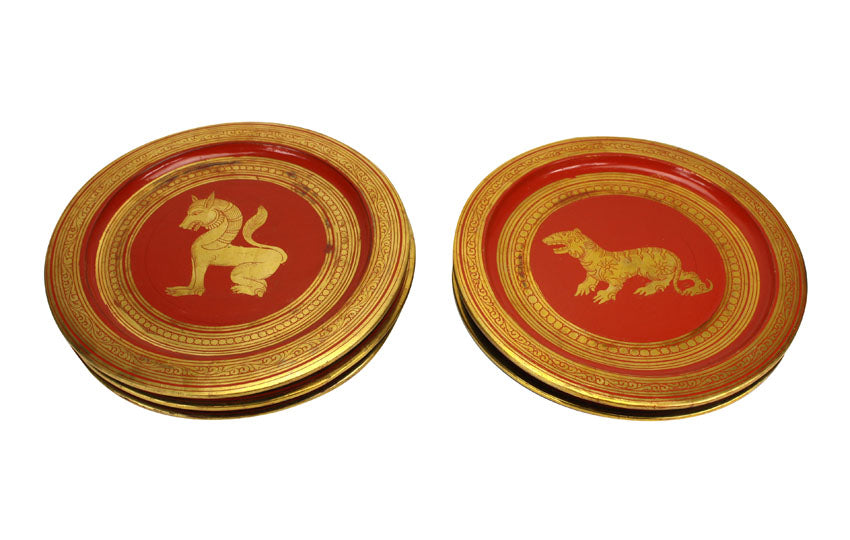 Burmese set of 5 decorated lacquer plates, 23cm