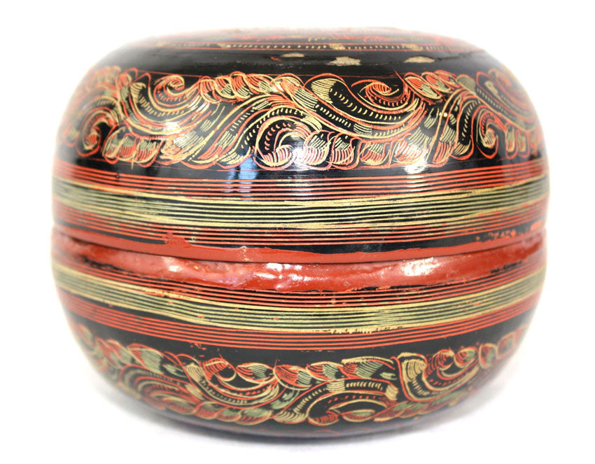 Antique Burmese lacquerware box, BL104