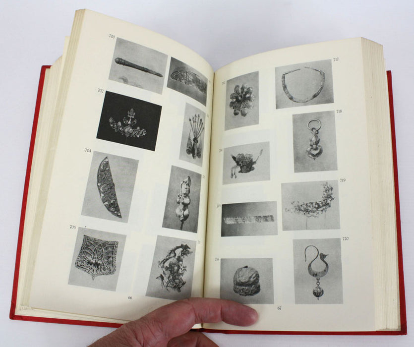 Catalogue of the International Exhibition of Chinese Art, Royal Academy of Arts, November 1935-6, Illustrated Hardback