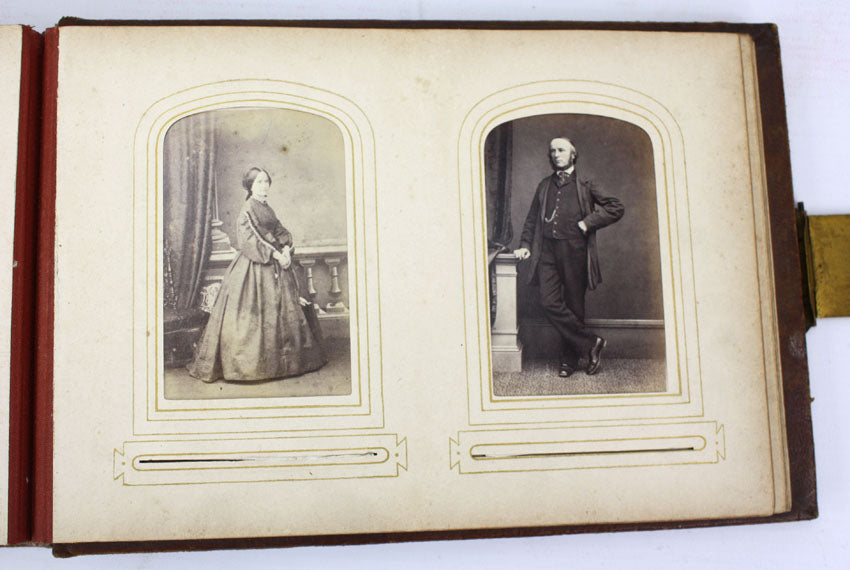 Victorian Photo Album; Carte de Visite, 80 photos