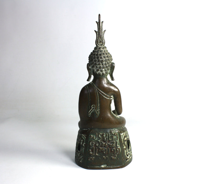 Antique North East Thailand / Laos seated bronze Buddha, c. 1800. Bronze, 22.8cm high