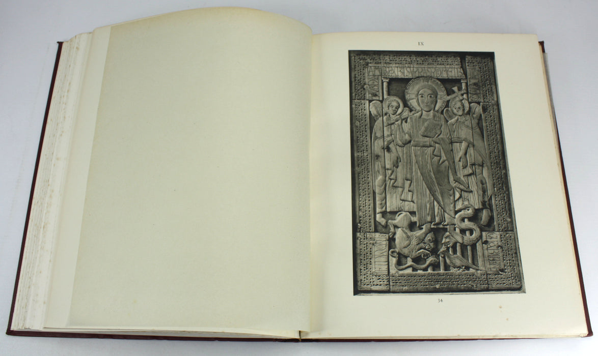 Burlington Fine Arts Club; Catalogue of an Exhibition of Carvings in Ivory, 1923