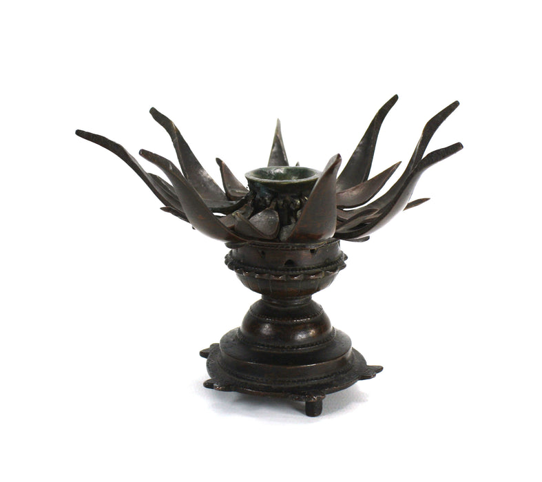 Burmese Bronze Lotus Flower Bud Candle holder, 19th Century, Rotating opening mechanism