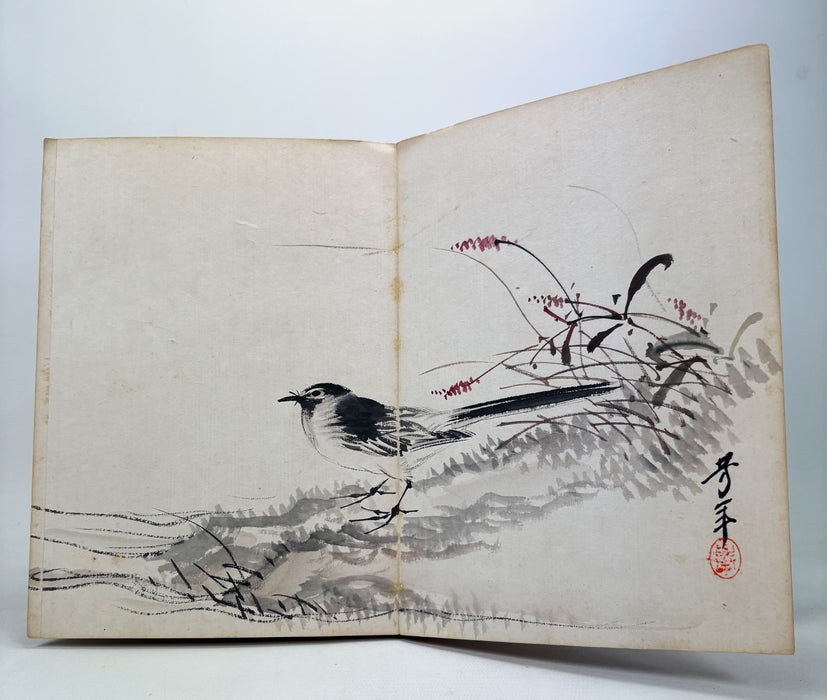 Japanese Hand-Painted Gajō (Painting Album) — Gachō Ichi (画帳一), c. 1890–1920. A collaborative Meiji–Taishō painting album, Kobe / Kansai region. Orihon.