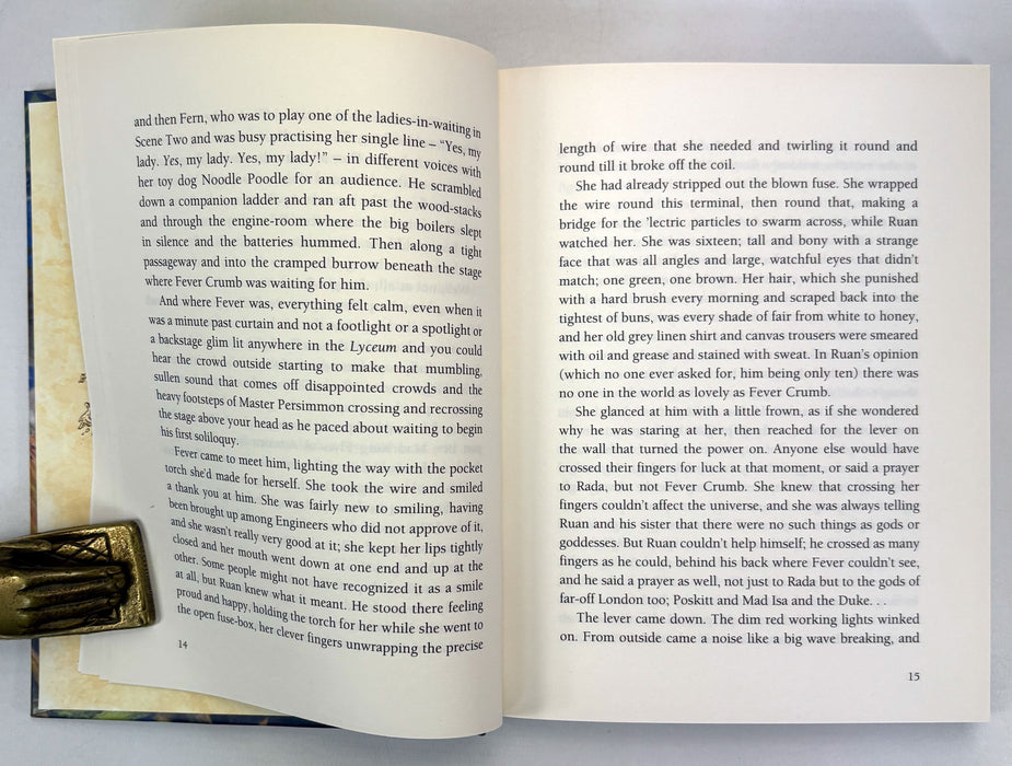 Philip Reeve; A Web of Air; Signed/remarqued copy of this Mortal Engines novel, first printing, 2010