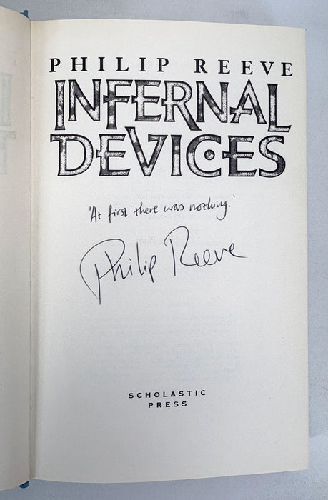 Philip Reeve; Mortal Engines; Complete set of 1st editions of the novels - all signed and lined by the author, 2001-2006