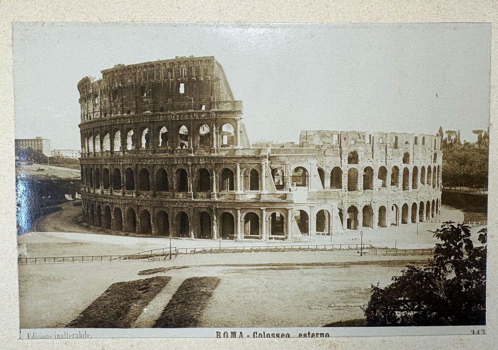 Roma - Vintage Italian Souvenir Photo Album c. 1900, with 50 images. Grand Tour album from Rome.