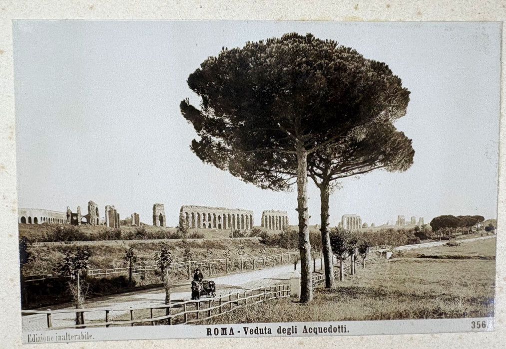 Roma - Vintage Italian Souvenir Photo Album c. 1900, with 50 images. Grand Tour album from Rome.