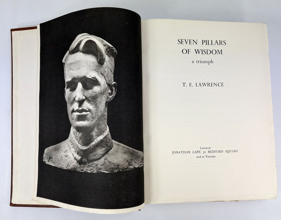 Seven Pillars of Wisdom, T.E. Lawrence, 1935, Jonathan Cape, first General Circulation edition, 1st impression,