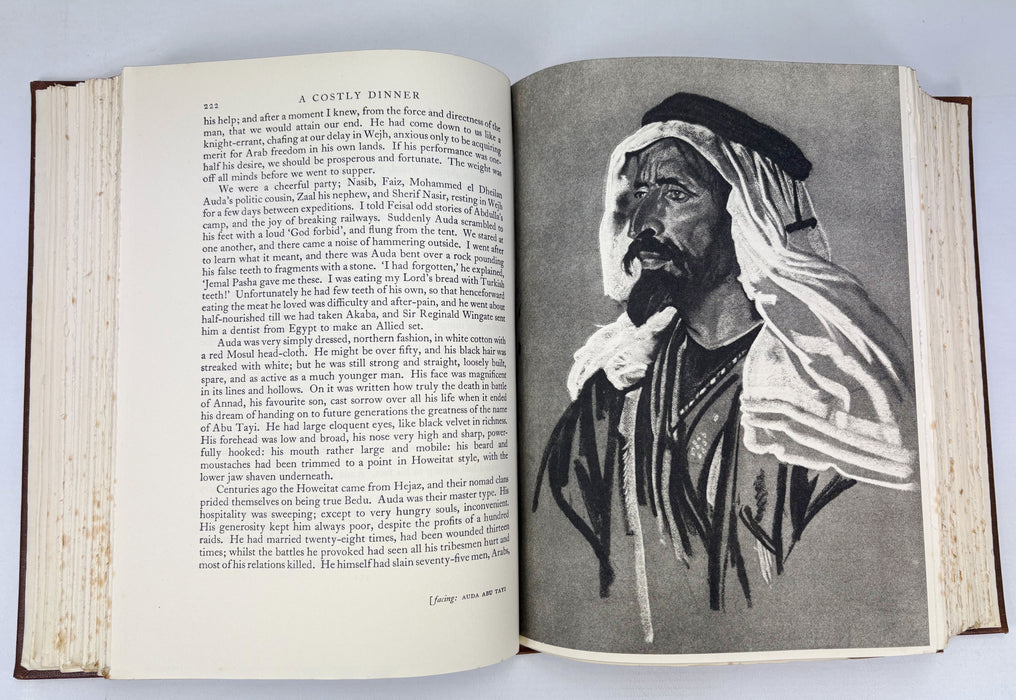 Seven Pillars of Wisdom, T.E. Lawrence, 1935, Jonathan Cape, first General Circulation edition, 1st impression,