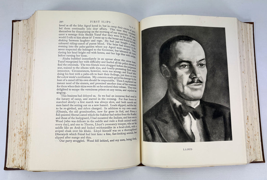Seven Pillars of Wisdom, T.E. Lawrence, 1935, Jonathan Cape, first General Circulation edition, 1st impression,