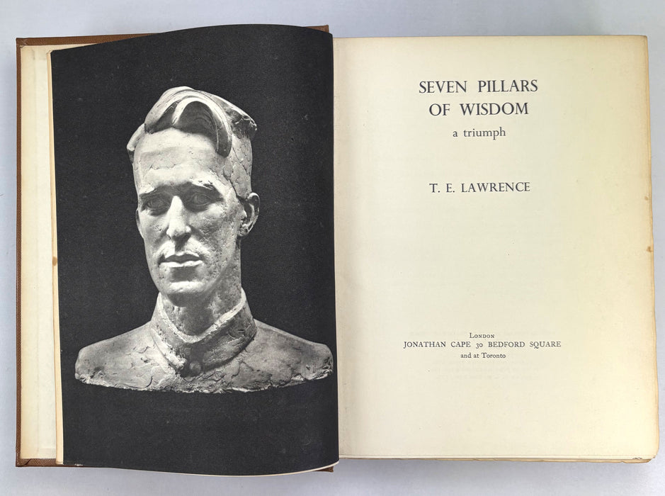 Seven Pillars of Wisdom, T.E. Lawrence, 1935 first General Circulation edition, 1st impression, Jonathan Cape