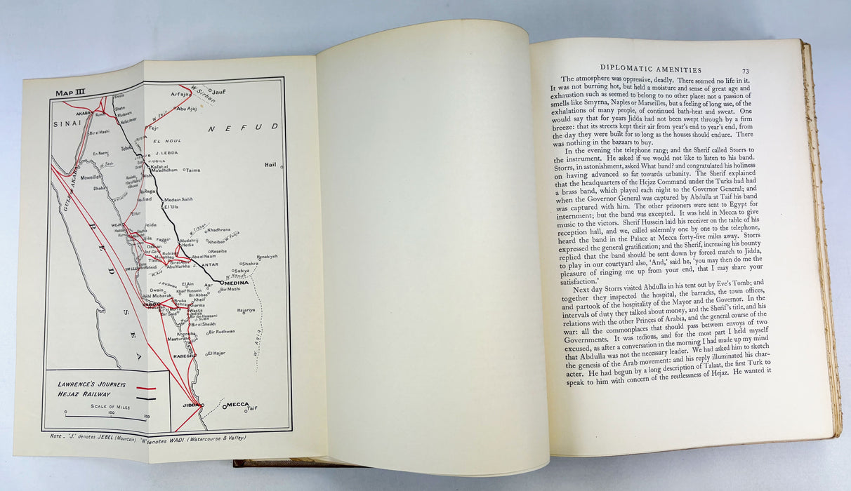 Seven Pillars of Wisdom, T.E. Lawrence, 1935 first General Circulation edition, 1st impression, Jonathan Cape