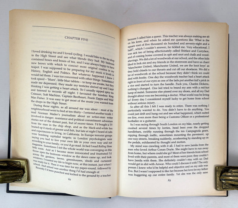 The Buddha of Suburbia, by Hanif Kureishi, Faber and Faber, 1990 first edition