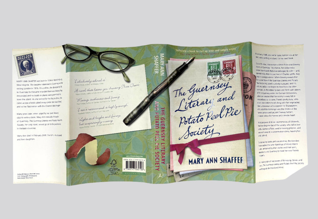 The Guernsey Literary and Potato Peel Society, Mary Ann Shaffer, 2008 1st edition