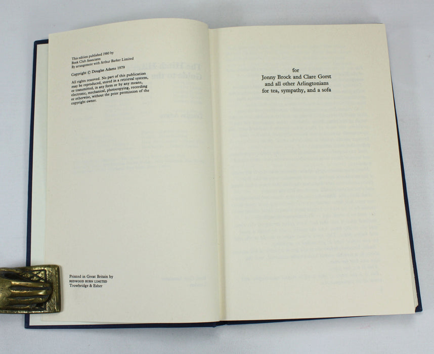 The Hitch Hiker's Guide to the Galaxy, Douglas Adams, BCA Edition, 1980