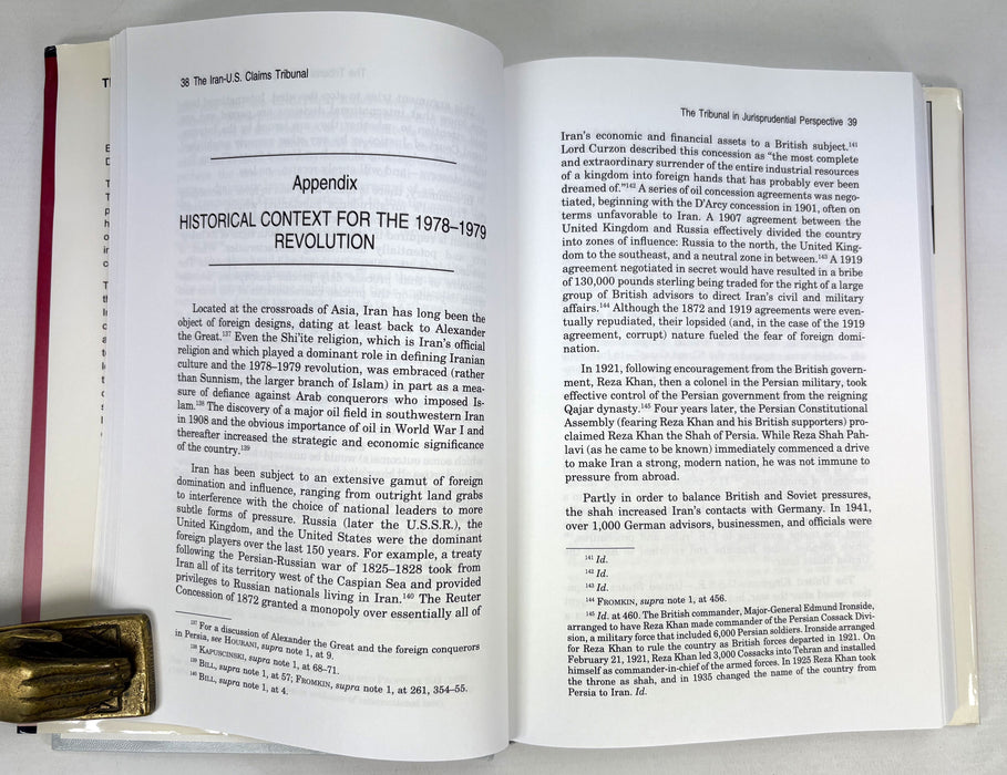 The Iran-United States Claims Tribunal; Its Contribution to the Law of State Responsibility, Richard B. Lillich & Daniel B. Magraw, 1998