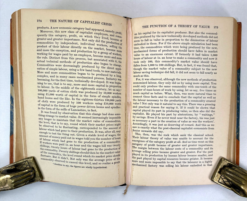 The Nature of Capitalist Crisis, John Strachey, Victor Gollancz, 1935