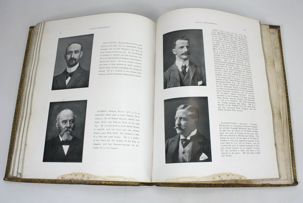 Glasgow Contemporaries at the Dawn of the XXth Century, 1901