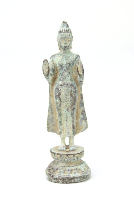 Antique Buddhist amulets – different styles and prices