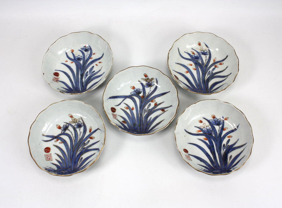Set of 5 vintage Japanese ceramic shallow bowls, 14.7cm diameter