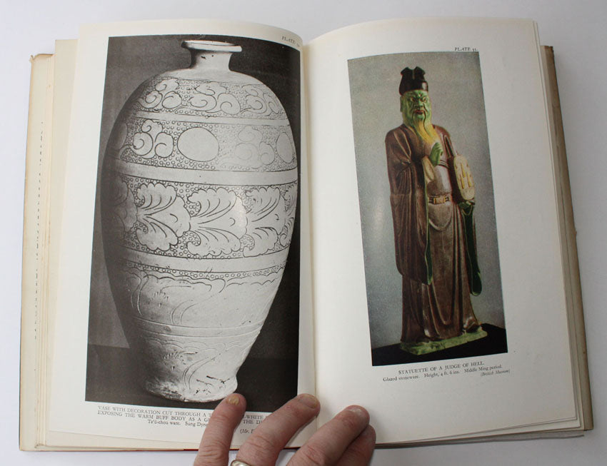 Chinese Art, 1st edition, 1935 by Fry, Binyon, Siren, Rackham, Kendrick, Winkworth and Madame Quo Tai-Chi