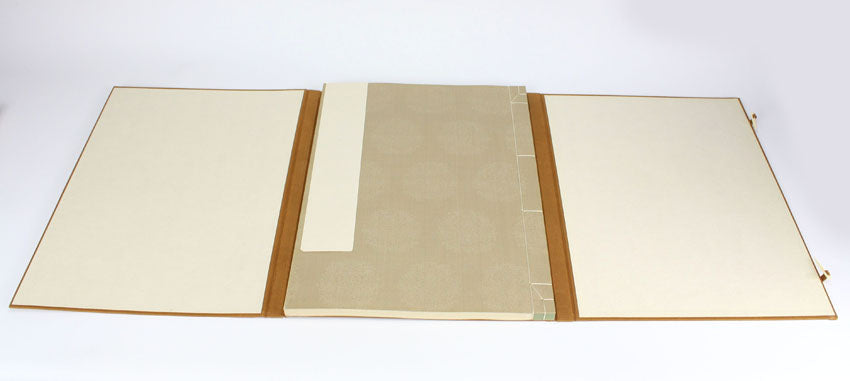 The Paintings of Madame Chiang Kai-Shek, 2 Volume Set, Signed by First Lady of China (Soong May-ling)