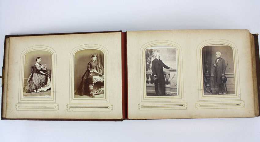 Victorian Photo Album; Carte de Visite, 80 photos